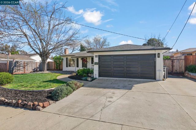 5555 Maryland Dr, Concord, CA 94521