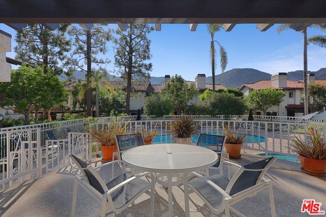 17226 Palisades Circle, Pacific Palisades (los Angeles), CA 90272