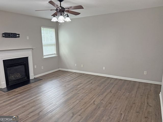4509 Creekside Cove, Atlanta, GA 30349