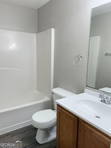 4509 Creekside Cove, Atlanta, GA 30349