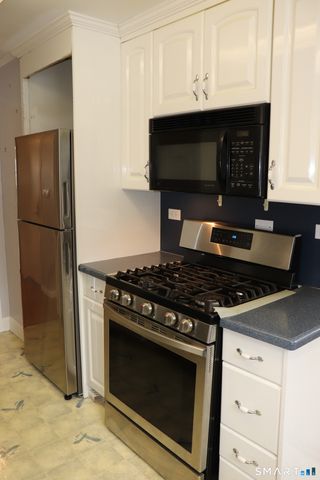 31 Woodland Street K2, Hartford, CT 06105