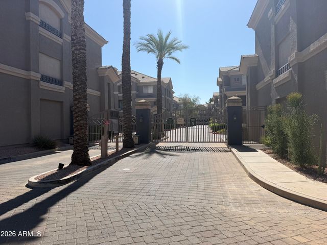4465 E PARADISE VILLAGE Parkway S 1203, Phoenix, AZ 85032