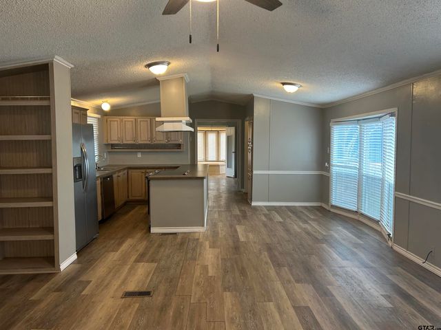 16174 Love, Lindale, TX 75771