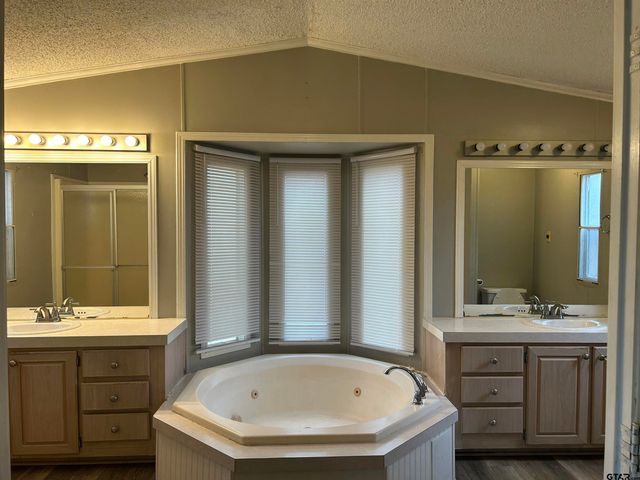 16174 Love, Lindale, TX 75771