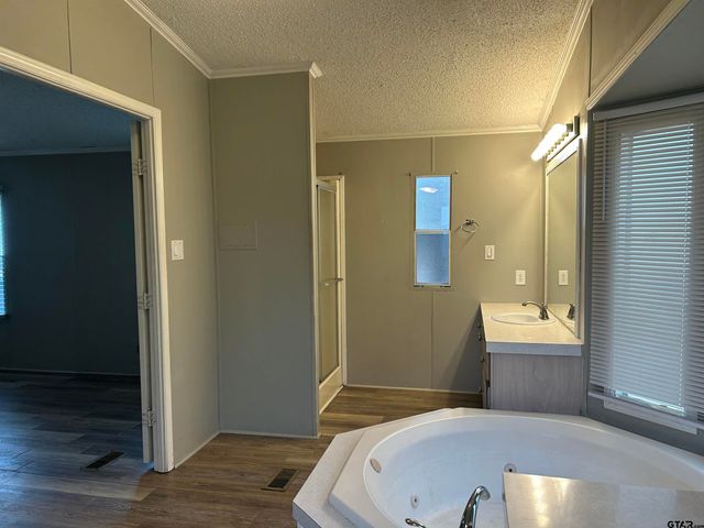 16174 Love, Lindale, TX 75771