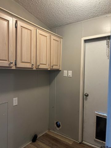 16174 Love, Lindale, TX 75771