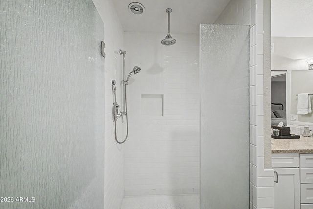 5221 N 24TH Street 206, Phoenix, AZ 85016