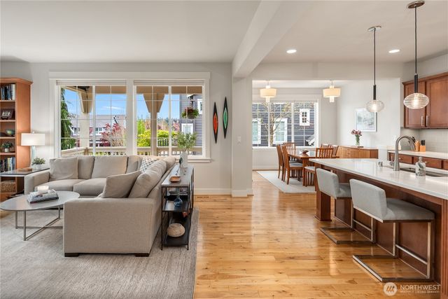 314 5th Avenue S, Kirkland, WA 98033