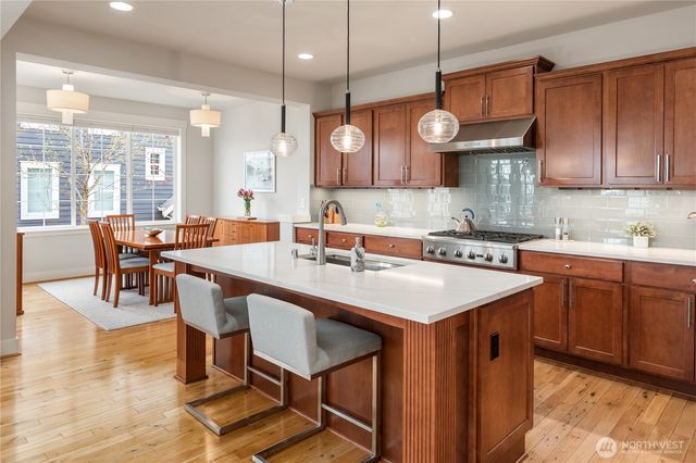 314 5th Avenue S, Kirkland, WA 98033