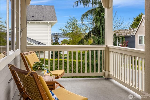 314 5th Avenue S, Kirkland, WA 98033