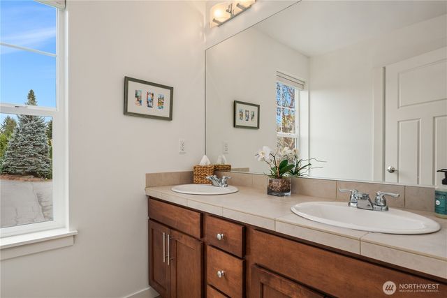 314 5th Avenue S, Kirkland, WA 98033