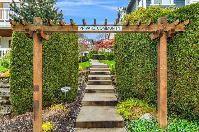 314 5th Avenue S, Kirkland, WA 98033