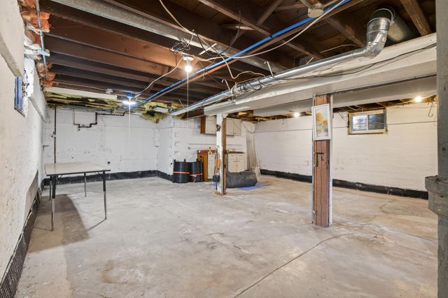 2821 Knox Avenue N, Minneapolis, MN 55411