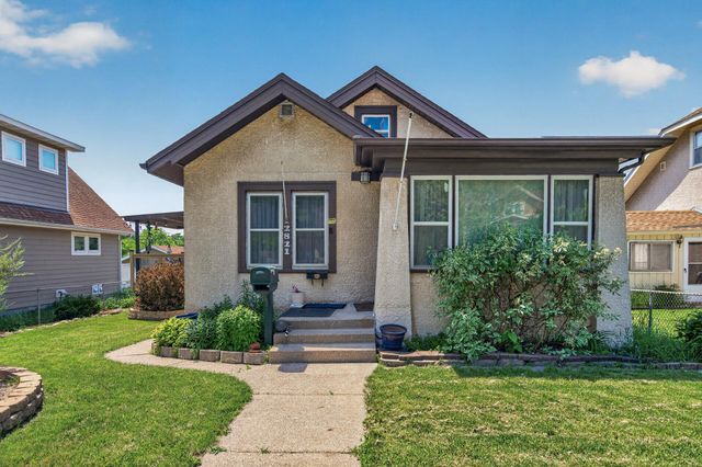 2821 Knox Avenue N, Minneapolis, MN 55411