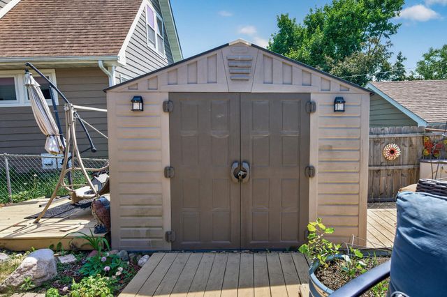 2821 Knox Avenue N, Minneapolis, MN 55411