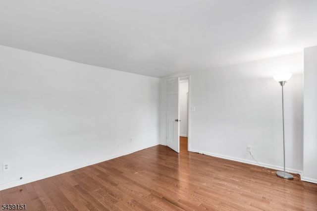 33 Wall St, Rockaway Boro, NJ 07866