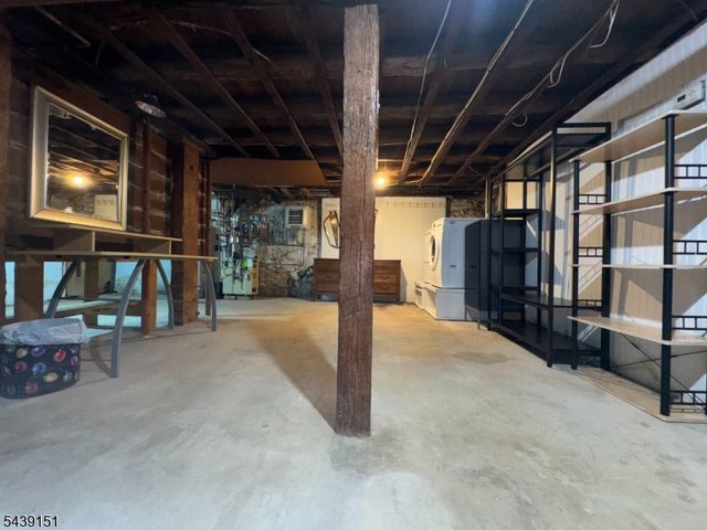 33 Wall St, Rockaway Boro, NJ 07866