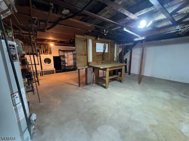 33 Wall St, Rockaway Boro, NJ 07866