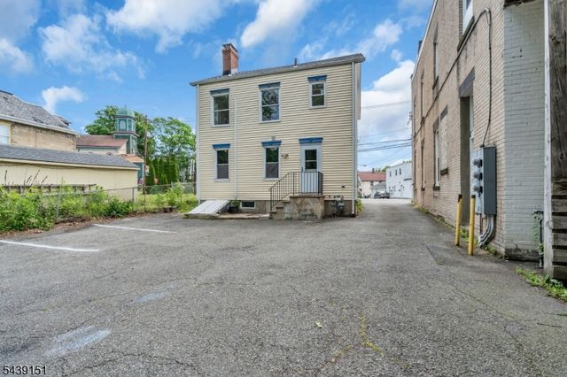 33 Wall St, Rockaway Boro, NJ 07866