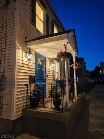 33 Wall St, Rockaway Boro, NJ 07866