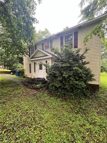 3603 Castleton Road, Greensboro, NC 27406