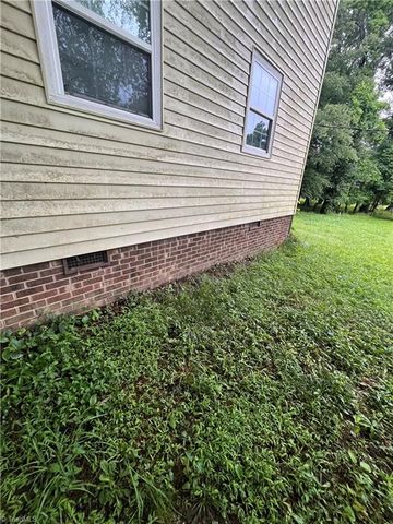 3603 Castleton Road, Greensboro, NC 27406