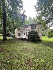 3603 Castleton Road, Greensboro, NC 27406