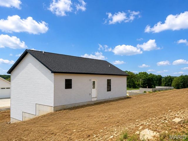 110 Ventnor Avenue, Union, MO 63084