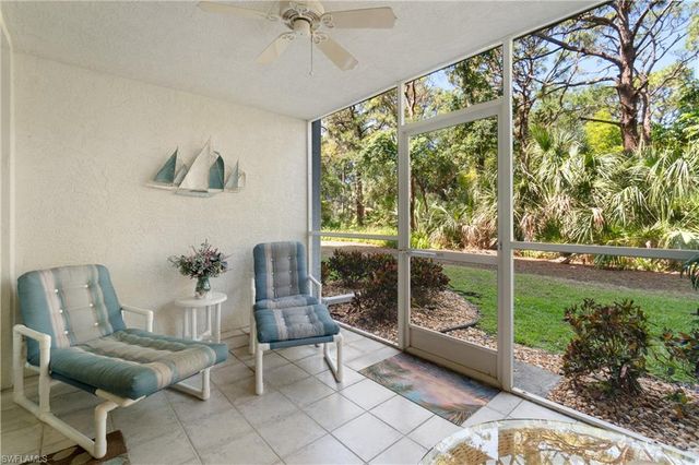 290 Naples Cove DR 2103, Naples, FL 34110