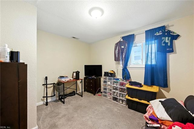 108 Grant ST, Chesapeake, VA 23320