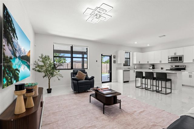 22676 SW 131st Pl, Miami, FL 33170