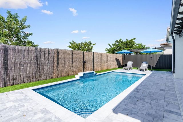 22676 SW 131st Pl, Miami, FL 33170