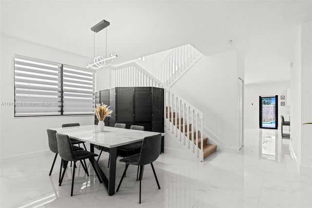 22676 SW 131st Pl, Miami, FL 33170