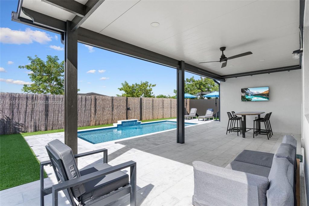 22676 SW 131st Pl, Miami, FL 33170