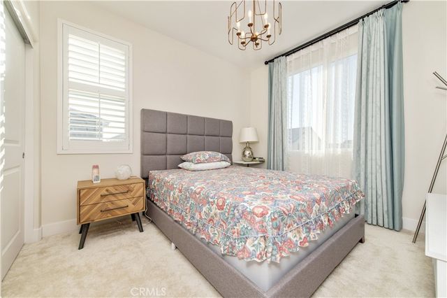 200 Zawn, Irvine, CA 92618