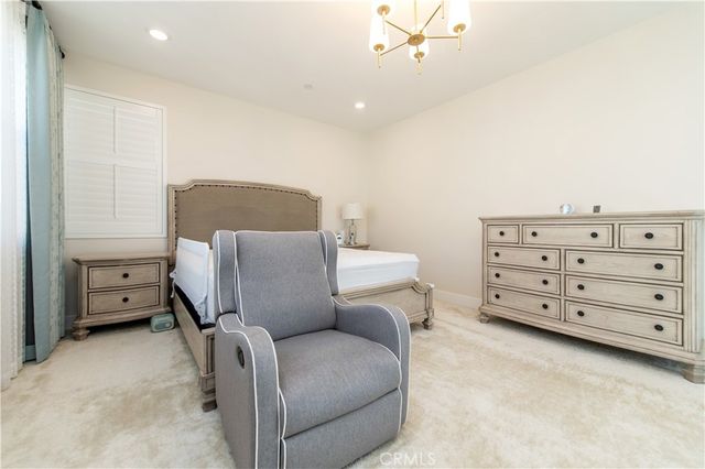 200 Zawn, Irvine, CA 92618