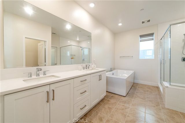 200 Zawn, Irvine, CA 92618