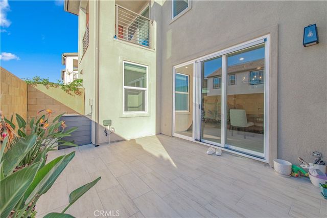 200 Zawn, Irvine, CA 92618