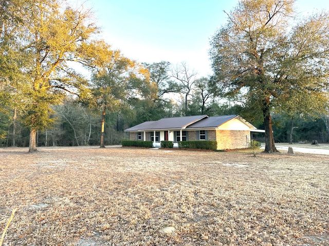 378 County Road 60, Slocomb, AL 36375