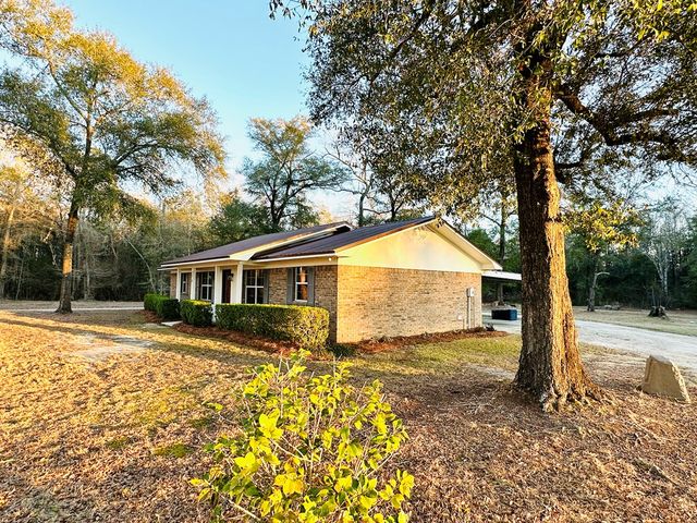 378 County Road 60, Slocomb, AL 36375