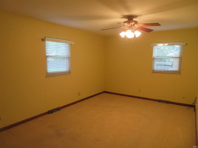 7766 Meadow Lane, Newburgh, IN 47630