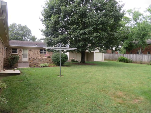 7766 Meadow Lane, Newburgh, IN 47630