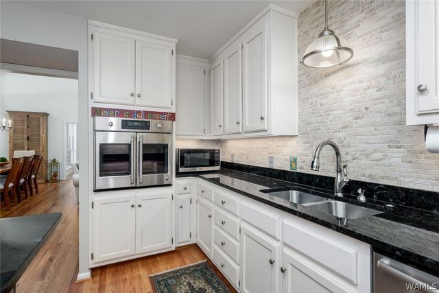 11485 April Sound, Northport, AL 35475
