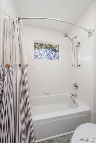 11485 April Sound, Northport, AL 35475