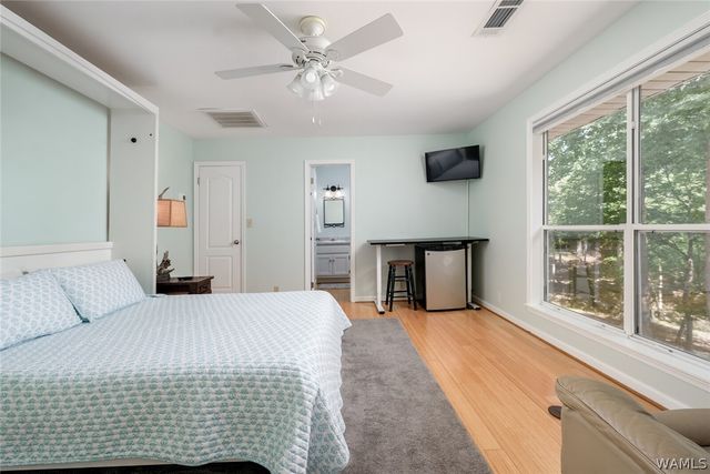 11485 April Sound, Northport, AL 35475