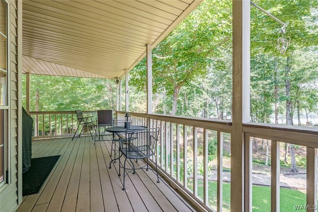 11485 April Sound, Northport, AL 35475