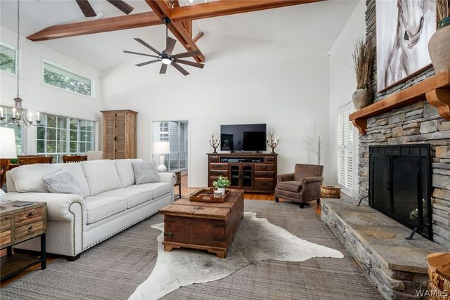11485 April Sound, Northport, AL 35475