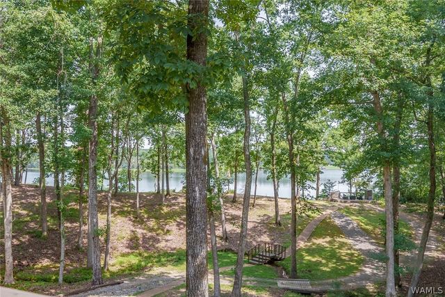 11485 April Sound, Northport, AL 35475