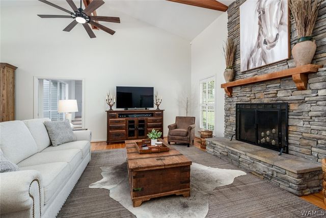 11485 April Sound, Northport, AL 35475