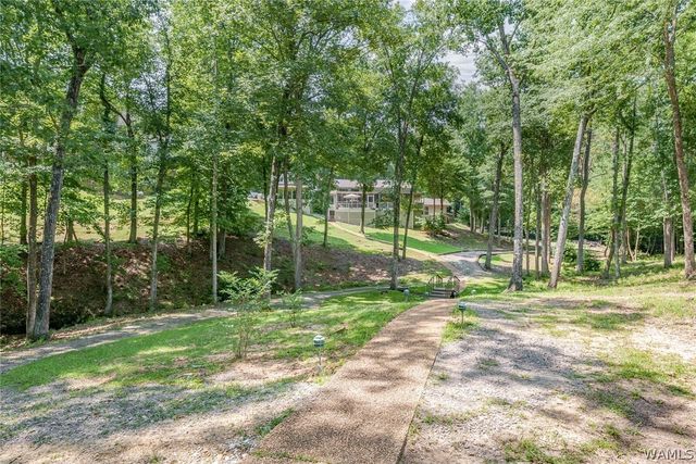 11485 April Sound, Northport, AL 35475